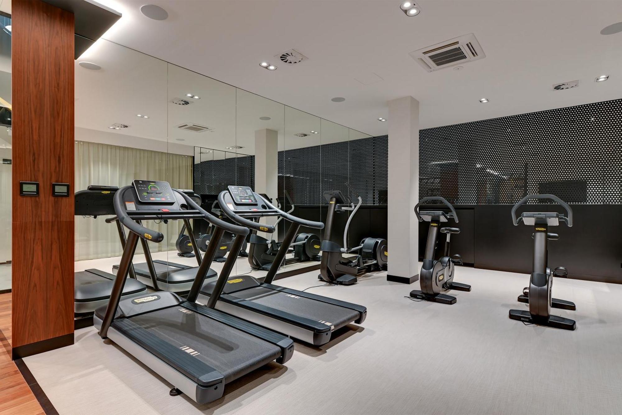 Brabank Riverside - Sauna, Business & Gym By Downtown Apartments グダニスク エクステリア 写真