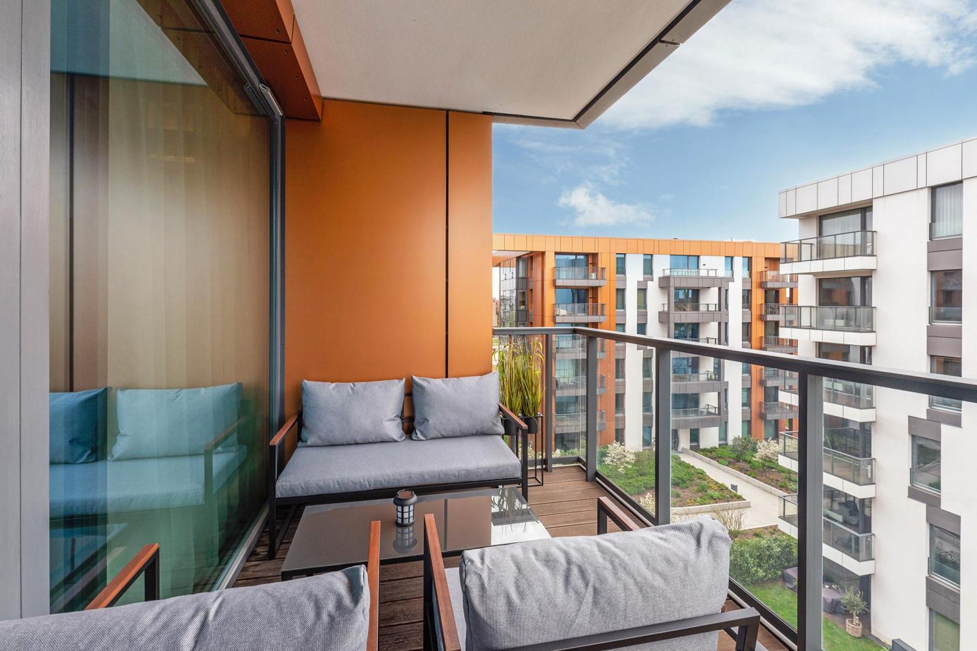 Brabank Riverside - Sauna, Business & Gym By Downtown Apartments グダニスク エクステリア 写真